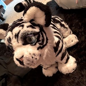 Little live pets Tiger